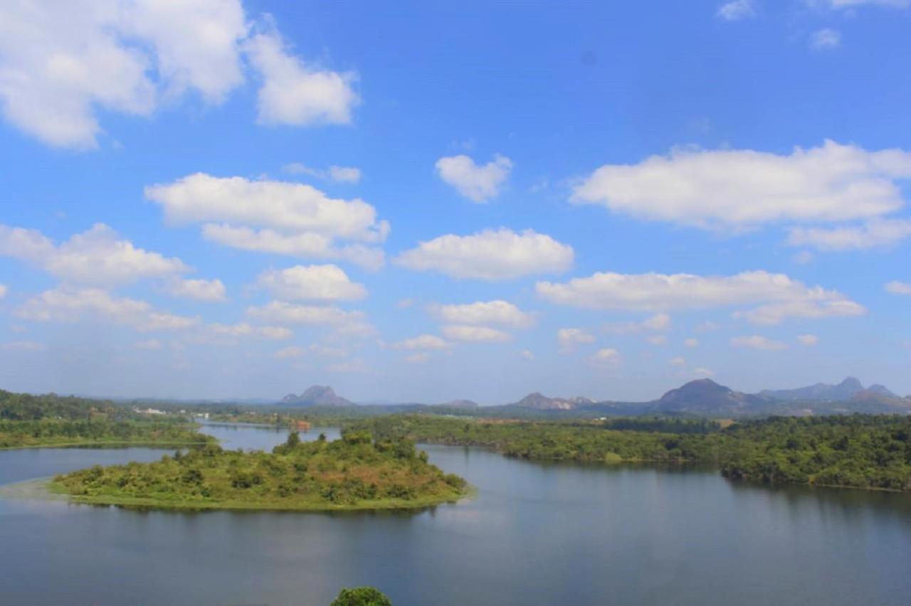 Casa Lake View Resort Wayanad Meppādi Exterior foto