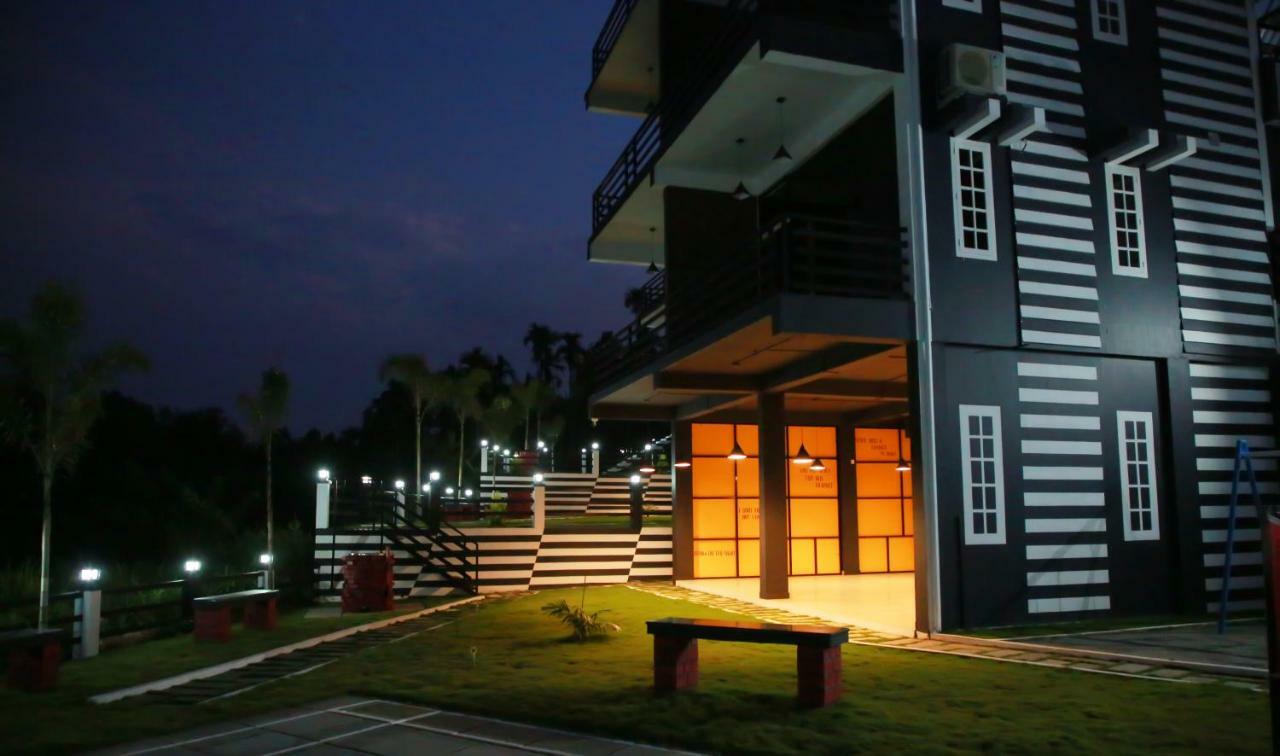 Casa Lake View Resort Wayanad Meppādi Exterior foto